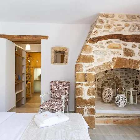 Sissi Boutique Villa Pigi (Crete)